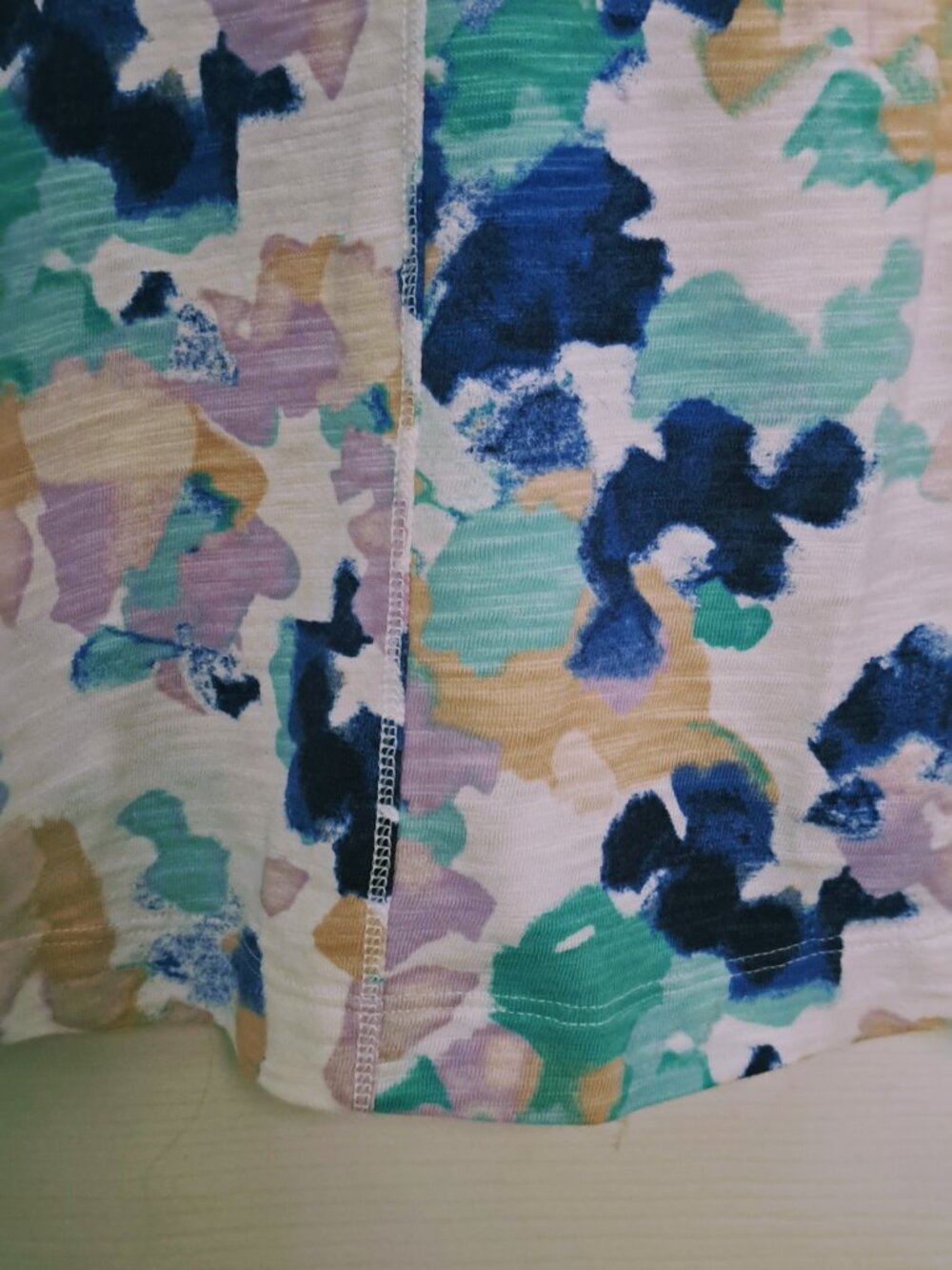 Chico's Tee Women small 1 floral Short Sleeve Cotton blend V Neck Casual Top NWT - Picture 8 of 12